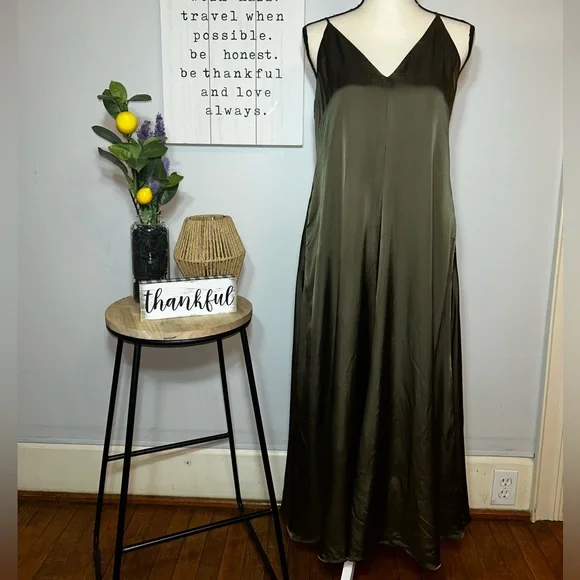 Haven Well Within Olive Satin Chemise Gown V-Neck Sleeveless Size S - Picture 1 of 4
